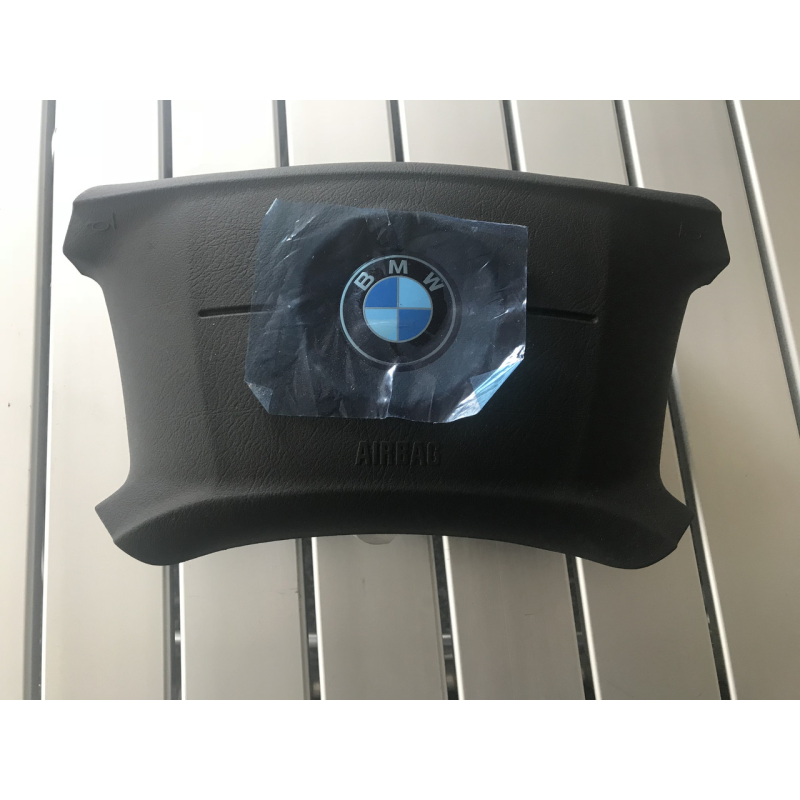 Подушка безпеки водія (Аэрбег / Airbag) на БМВ Е46 / BMW E46.