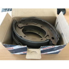 Комплект гальмівних колодок BOSCH 0 986 487 219