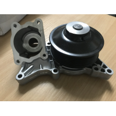 11518516435 BMW водяна помпа
