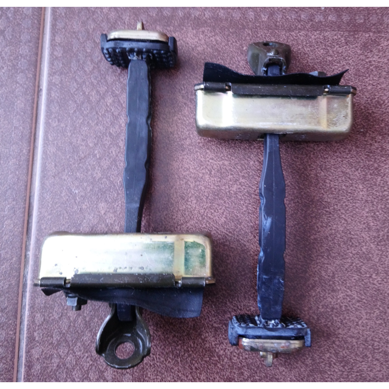 Обмежувач передньої задньої двері, Honda Accord, Хонда акорд 7, 2003-2006 року.
