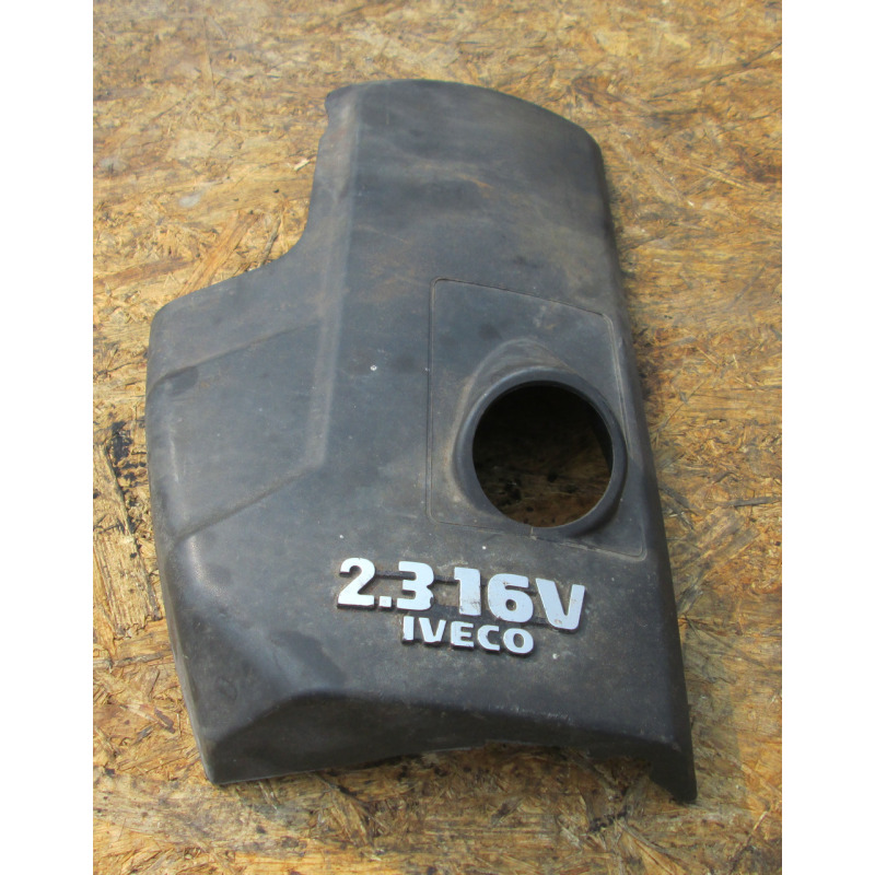 Декоративна кришка двигуна IVECO Daily 2006-2011 роки автомобіль з європи