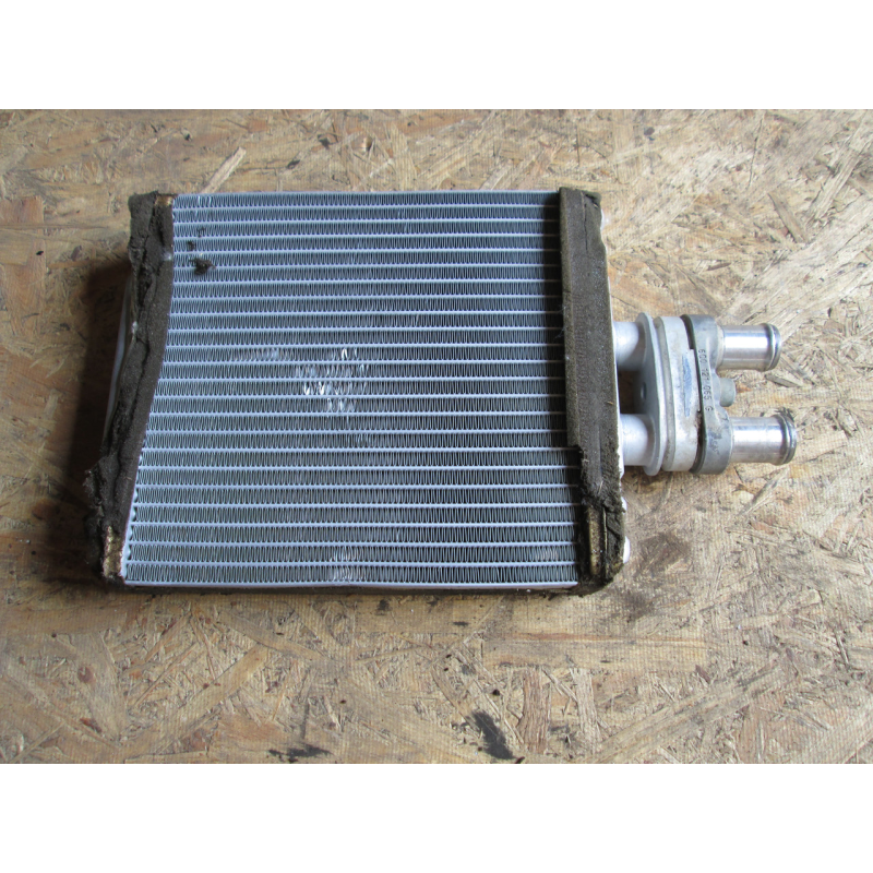 Радіатор пічки Skoda fabia kombi 2004 1.4