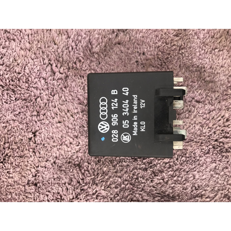 Реле для Volkswagen Golf III, 144, 028906124 B