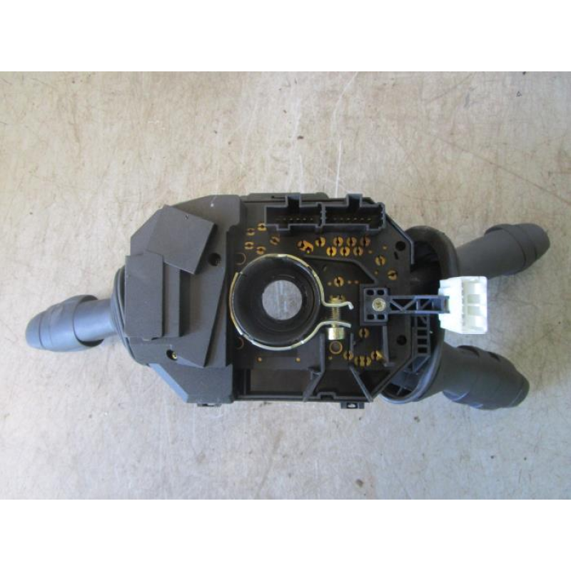 Підрульовий перемикач FIAT STILO Каталожний номер 07352969630
