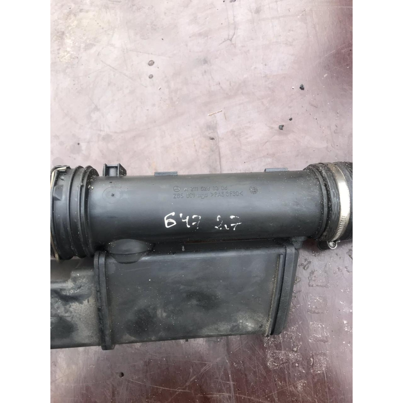 Патрубок інтеркулера Mercedes W211 E-class, 270 CDI, A2115280308