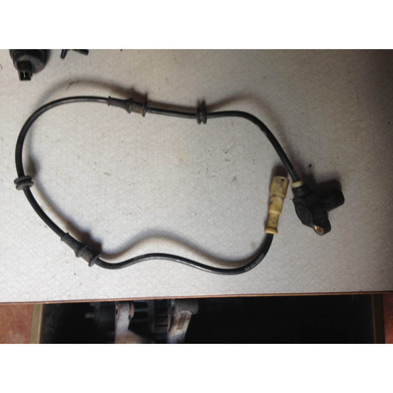 Датчик ABS Opel Vectra B GM 90 464 775