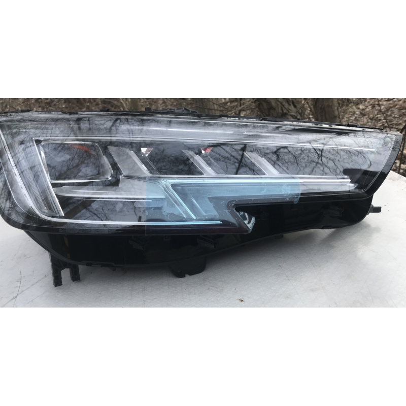 AUDI A4 B9 ПОВНИЙ СВІТЛОДІОД / LED MATRIX ФАРА ПРАВА 8W0941784