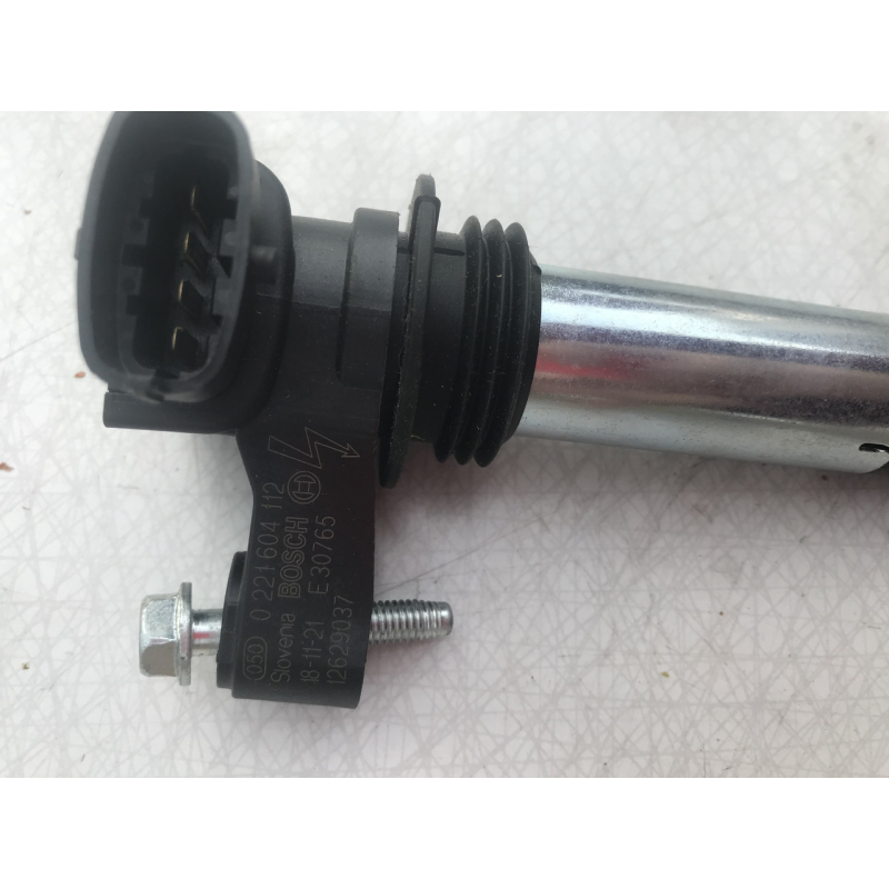Котушка запалювання нова Bosch 0221604112