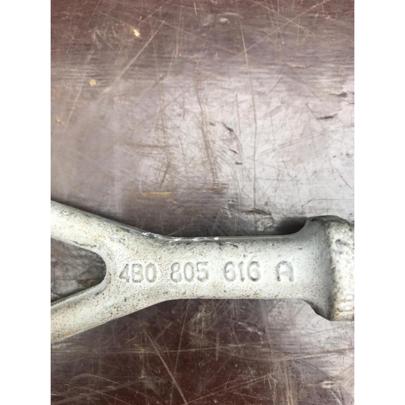 Гак (петля) буксирувальний до Audi, VW. VAG 4B0 805 616A