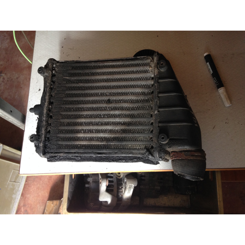 Інтеркулер Volkswagen Passat B4 1,9