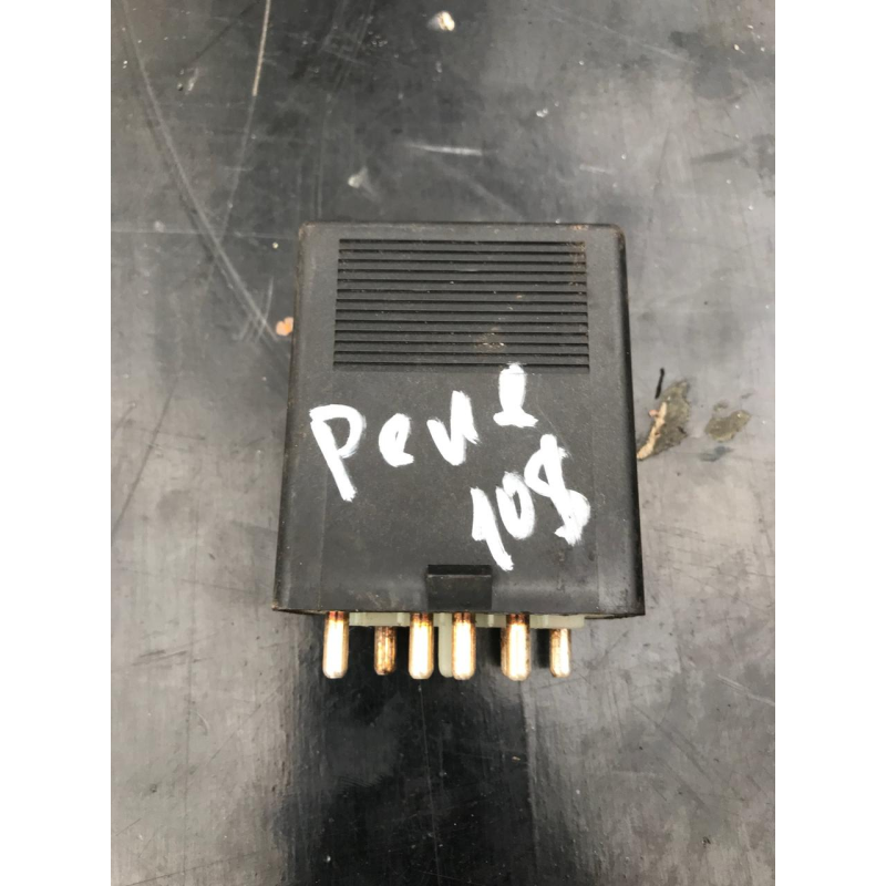 Реле EGR Mercedes Vito W638 (1996-2003) MERCEDES 0135454832 013 545 48 32