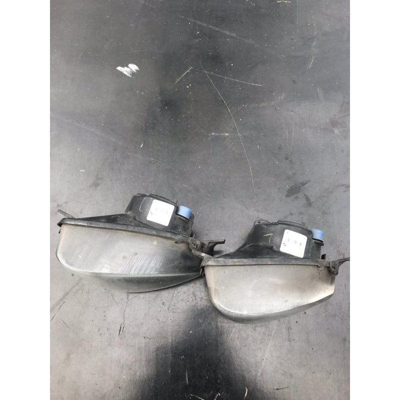 BMW 5 F10 F11 89206701 13101610 туманка противотуманки права Valeo