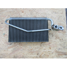 Випарник кондиціонера Mercedes W203 (C Class) A2038300258