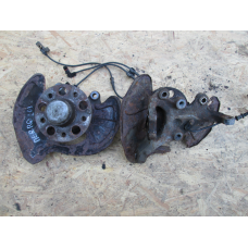 Маточина передня Mercedes W203 C-Klass 00-07 A2093300325