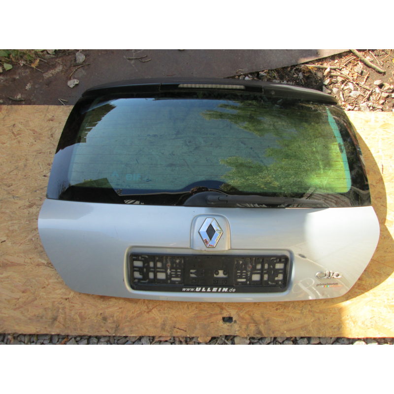 Кришка багажника/ Задня ляда RENAULT CLIO II 7751702478