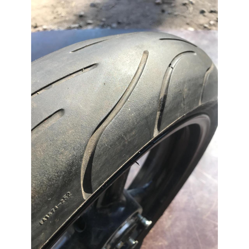 Колесо переднє в зборі Suzuki GSF Bandit 1200
