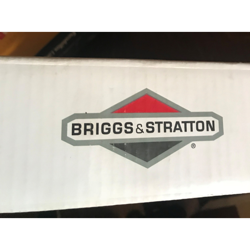 Масляний фільтр Briggs and Stratton для тракторів Viking (492932S)
