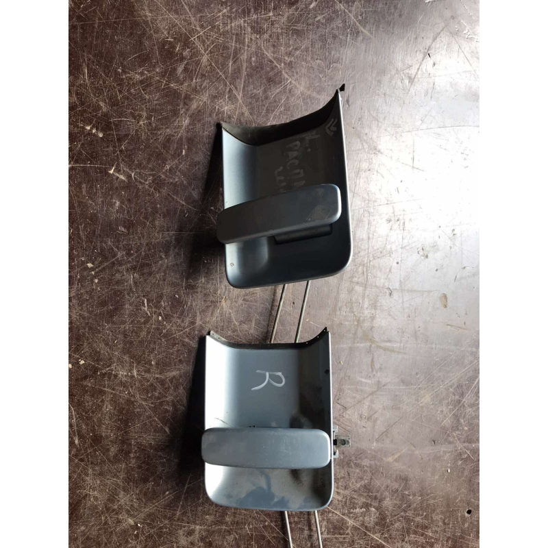 Peugeot PARTNER/Citroen Berlingo ручка дверей бічній (зсувний зовнішня права/ліва) 9634932180
