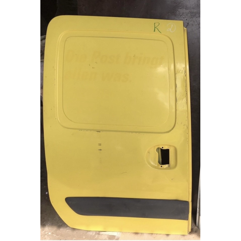 Двері бічна зсувні ліва /права Renault Kangoo