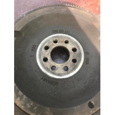 Комплект зчеплення з маховиком Volkswagen Lt 069105271