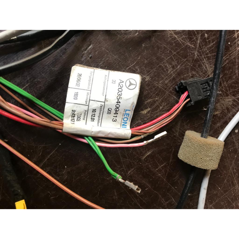 Джгут електропроводки Mercedes-Benz W203 A2035409413