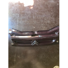Решітка радіатора для Citroen Berlingo 9618254877