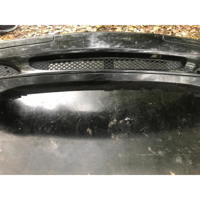 Передній бампер на Mercedes C-Class W203. A2038850025 A2038850037