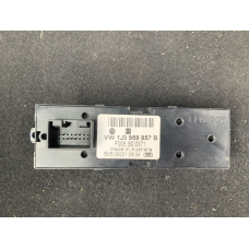 Блок управління склопідйомниками VW 1J3959857B