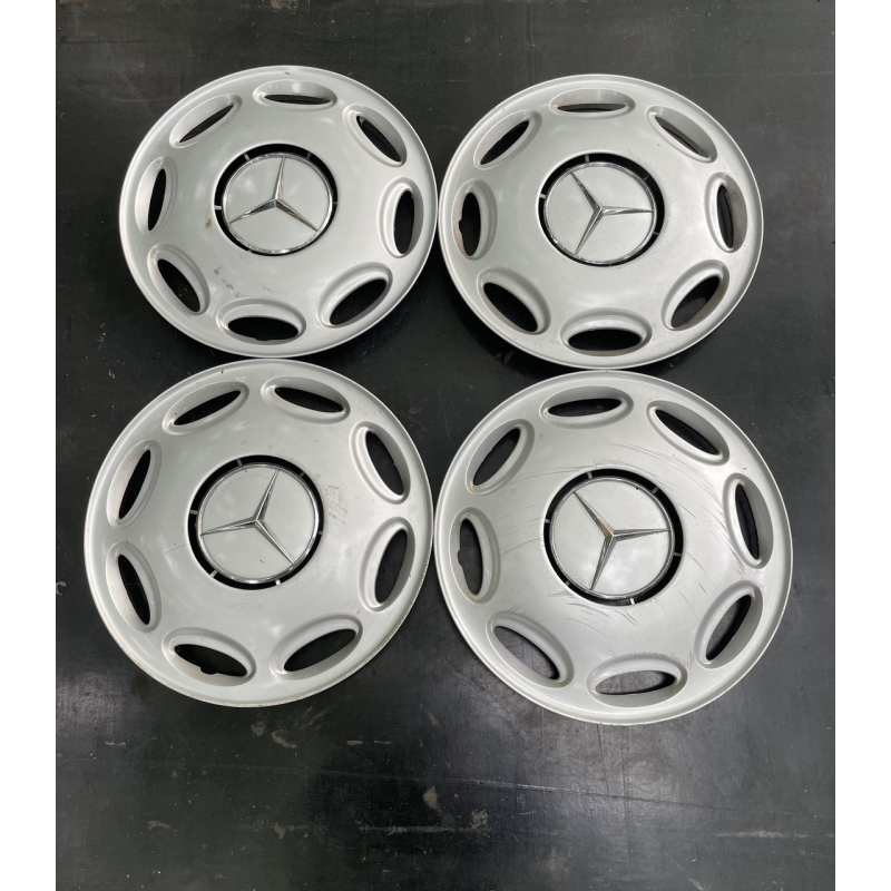 Ковпак колісний Mercedes R15 A4144000225 A6384000125