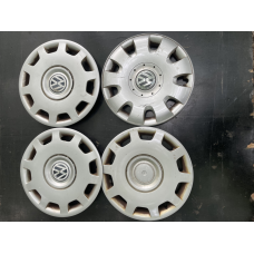 Volkswagen ковпаки на колеса R15 3B0601147