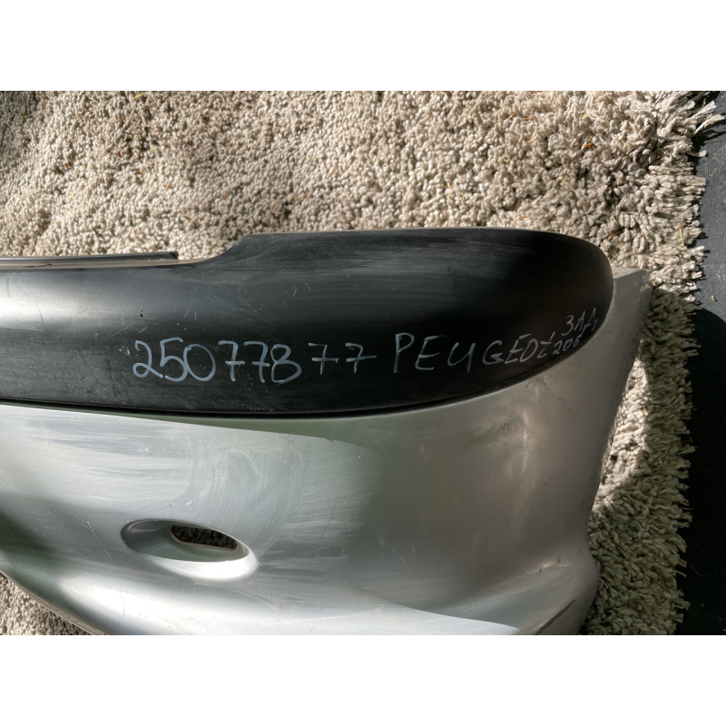 Бампер задній Peugeot 206 2004 9625077877