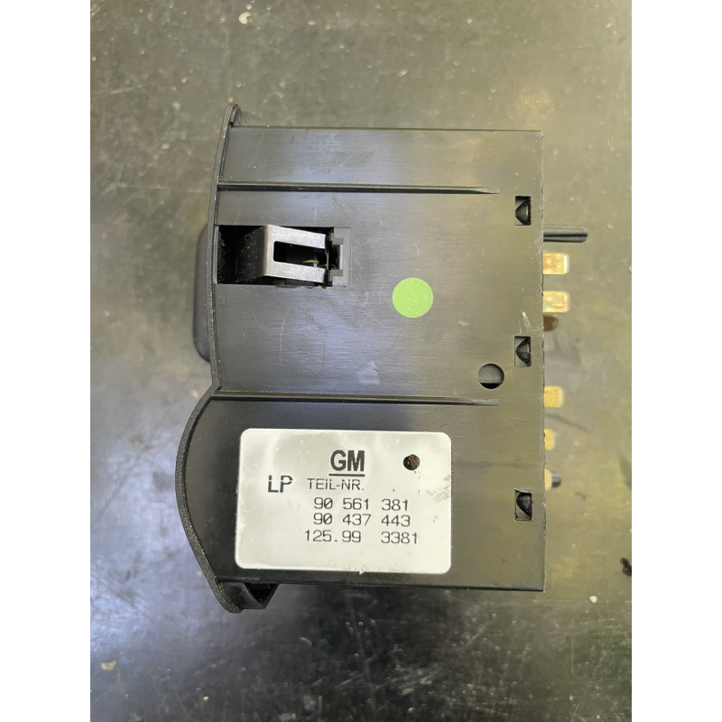 Блок керування освітленням Opel Astra G 1998-2009 90561381 90437443