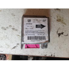Opel Corsa B Airbag контролер GM 90,532,628 BF