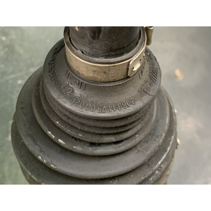 Напівось ліва OPEL Astra H 13136379 1,9 дизель АКПП Напівось ліва OPEL Astra H 13136379 1,9 дизель АКПП