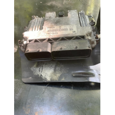 Блок керування двигуном Opel Astra H/Zafira B 1.9CDTI 0281014452