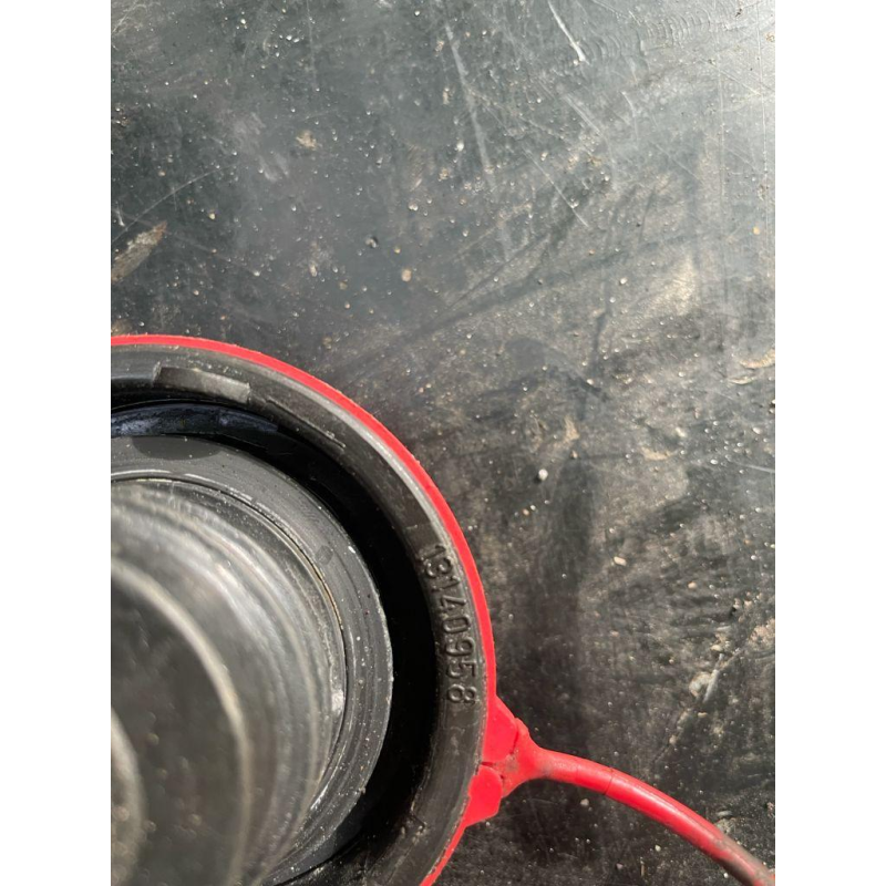 Кришка паливного бака OPEL GM 13140958 13140958