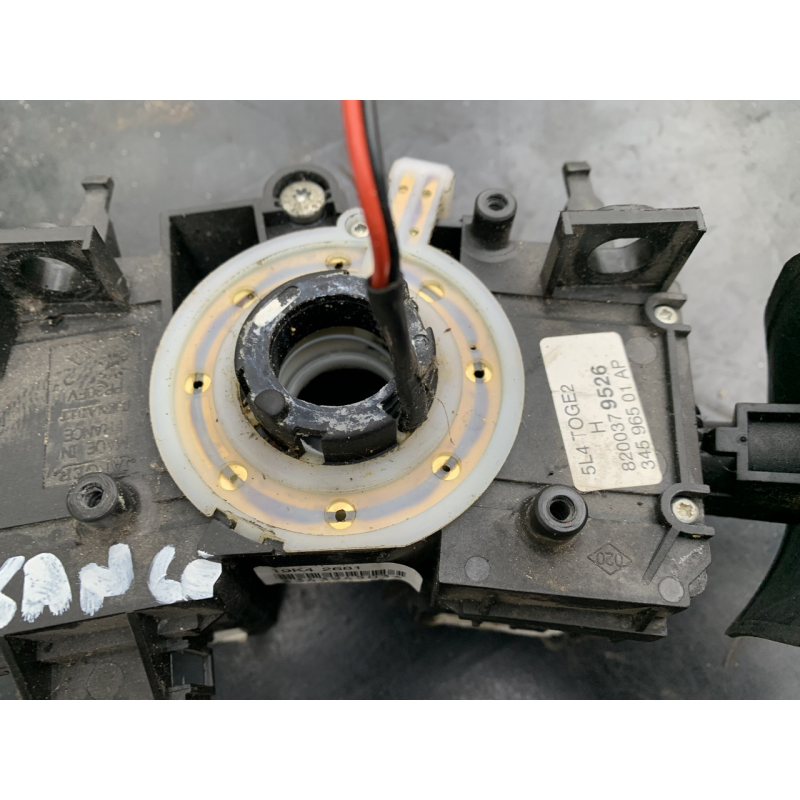 Підрумовий перемикач двірників Renault Kangoo 8200379526 8200336229