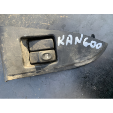 Блок кнопок склопідіймача правих дверей Renault Kangoo 7700304763