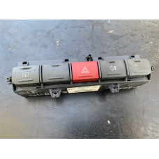 Блок кнопок у торпеду Fiat Ducato 02-06 (ФІat ДУКАТ) (7353061040, PB7353, 735338155, 735338755, 7353387550)