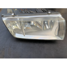 Фара передня права Skoda Fabia 1999- 2007  24636000