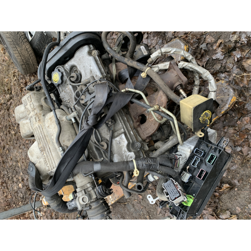 Двигун (ДВС) Chrysler Voyager 2001-2007 2.4 л Бензин EDZ 2.4L