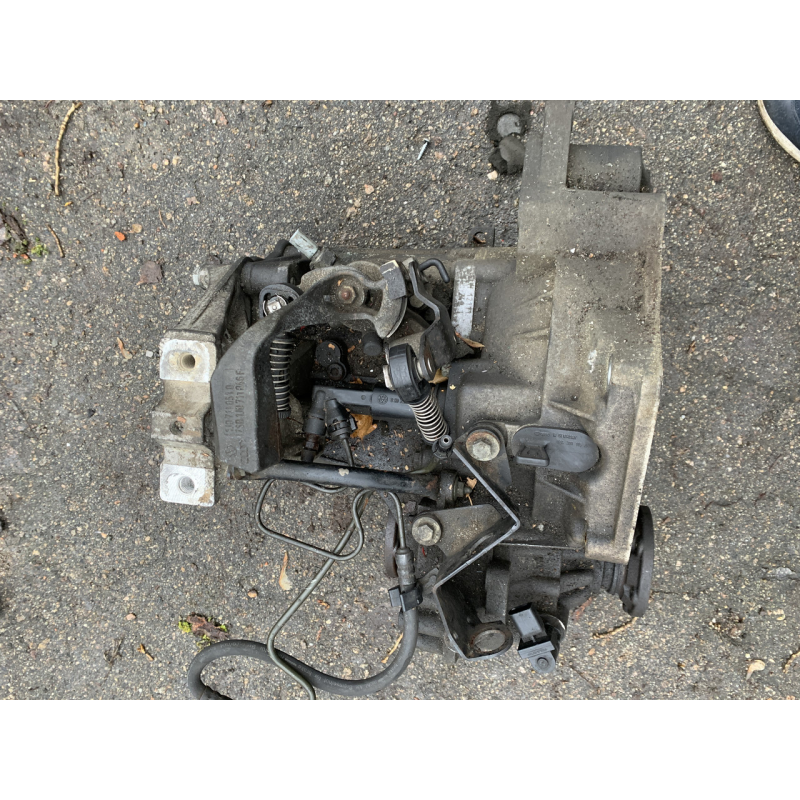 Коробка передач механіка МКПП 5-ст Volkswagen Golf 4, Bora, Audi, Seat, Skoda Octavia 1.9 TDI.