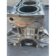 Блок двигуна  VW Golf IV /SKODA 1.4 16V  030103019