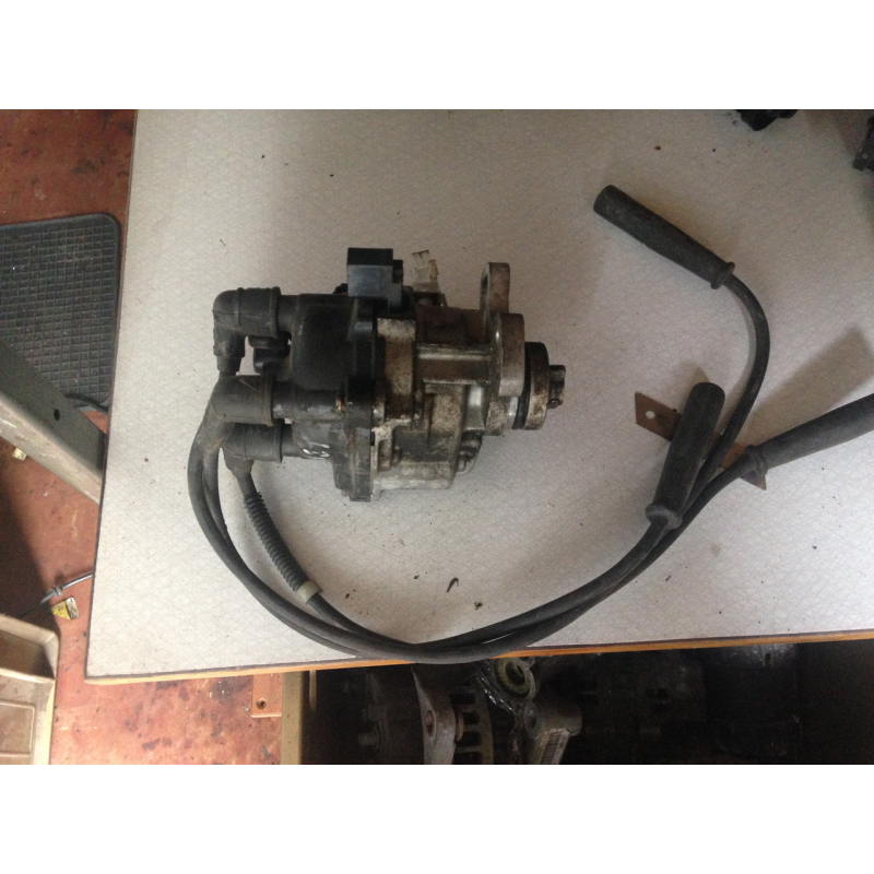 Котушка двигуна MAZDA 121 DB12 90-96г (B4T89-02)