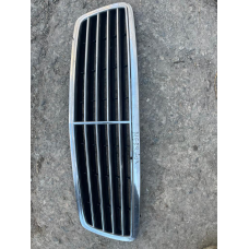 Mercedes решітка радіатора A2038800183