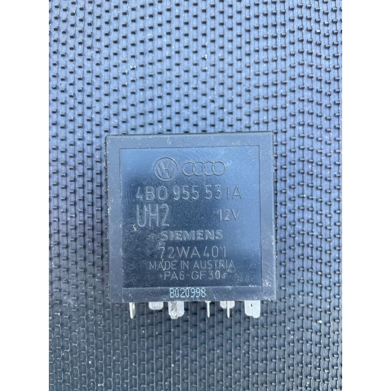 Реле двірників 4BO955531A