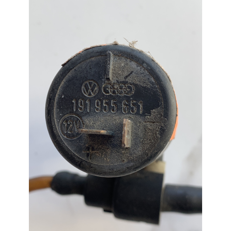 Насос омивача скла VAG 191955651