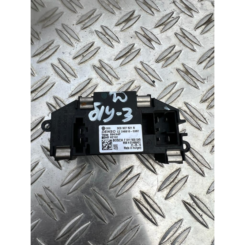 3C0907521B VAG резистор (проти вентилятора пічки (отопителя салону)) 3C0907521B VAG резистор (проти вентилятора пічки (отопителя салону))