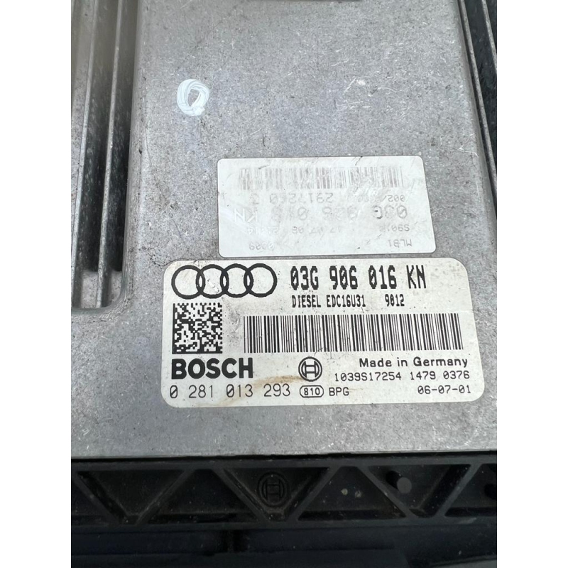 Блок електронного керування двигуном AUDI A4 04-08  0281013293  03G906016KN