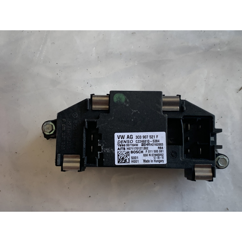 3C0907521F VAG резистор (проти вентилятора пічки (отопителя салону)) F011500081 CZ246810-5384 3C0907521F VAG резистор (проти вентилятора пічки (отопителя салону)) F011500081 CZ246810-5384